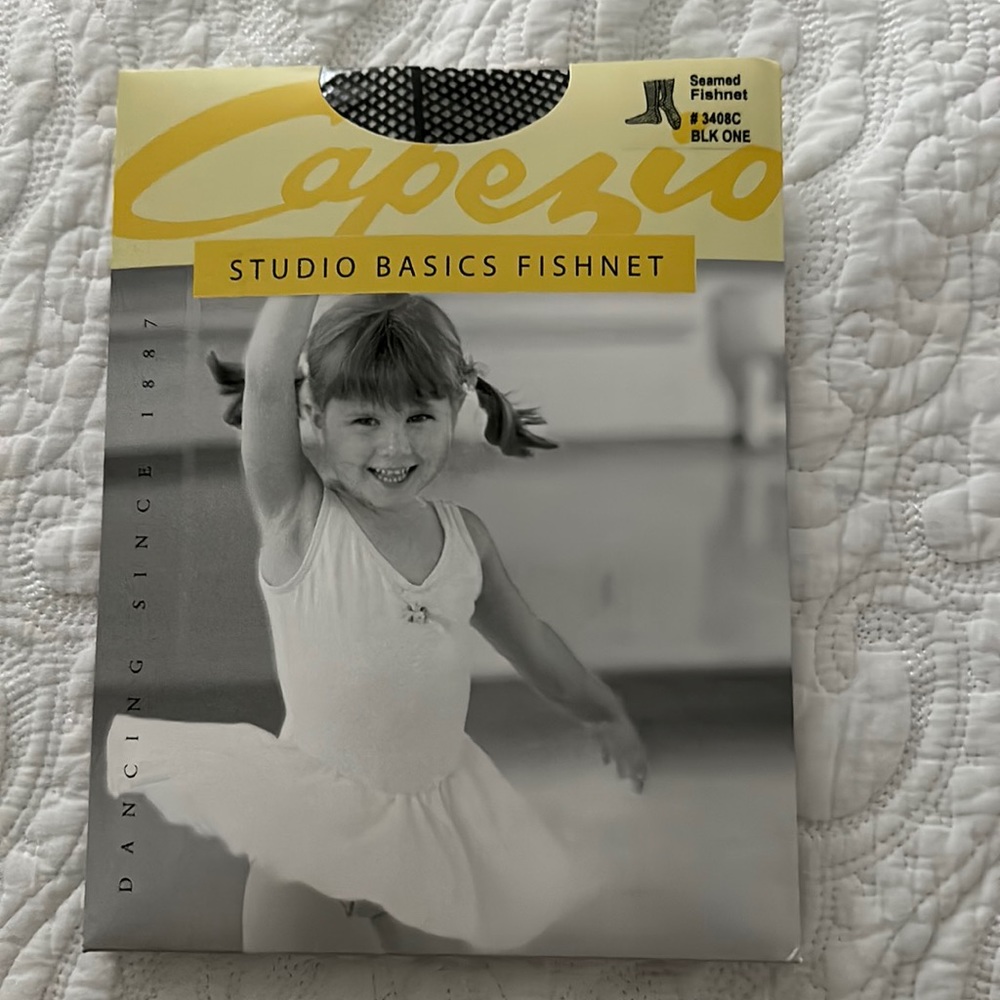 Capezio girls Professional Fishnet Seamed Tight - Girls